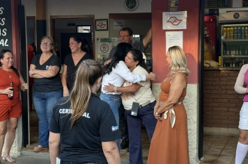 Foto - Primeira-dama do Estado visita Taiúva e destaca programa de qualificação profissional
