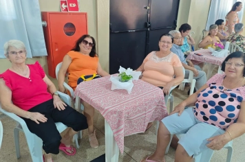 Foto - Grupo Doce Idade inicia atividades com grande participação em Taiúva