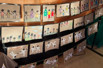 Foto - Projeto Arco-Íris destaca diversidade cultural em exposição aberta à comunidade