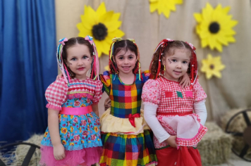 Foto - Arraiá da Creche Kenso Okumura encanta com alegria e animação