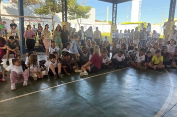 Foto - Caravana do Esporte reúne alunos e comunidade em Taiúva no Dia do Desafio 2026