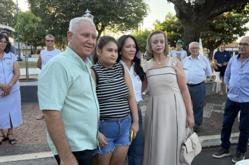 Foto - Primeira-dama do Estado visita Taiúva e destaca programa de qualificação profissional