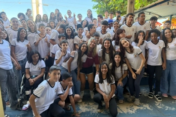 Foto - Caravana do Esporte reúne alunos e comunidade em Taiúva no Dia do Desafio 2026