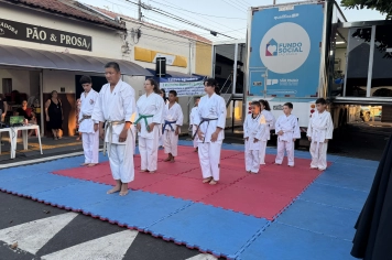 Foto - Primeira-dama do Estado visita Taiúva e destaca programa de qualificação profissional