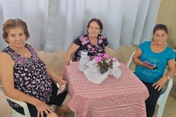 Foto - Grupo Doce Idade inicia atividades com grande participação em Taiúva