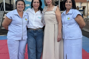 Foto - Primeira-dama do Estado visita Taiúva e destaca programa de qualificação profissional