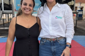 Foto - Primeira-dama do Estado visita Taiúva e destaca programa de qualificação profissional