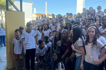 Foto - Caravana do Esporte reúne alunos e comunidade em Taiúva no Dia do Desafio 2026