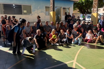 Foto - Caravana do Esporte reúne alunos e comunidade em Taiúva no Dia do Desafio 2026