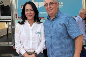 Foto - Primeira-dama do Estado visita Taiúva e destaca programa de qualificação profissional