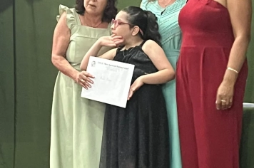 Foto - Formatura do 5º Ano marca encerramento do ano letivo na rede municipal de Taiúva