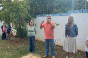 Foto - Prefeitura de Taiúva celebra o Dia Mundial do Meio Ambiente com plantio de árvores nas escolas