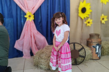 Foto - Arraiá da Creche Kenso Okumura encanta com alegria e animação