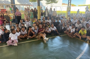 Foto - Caravana do Esporte reúne alunos e comunidade em Taiúva no Dia do Desafio 2026