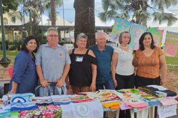 Foto - Feira de Artesanato movimenta a Praça 9 de Julho e valoriza talentos locais