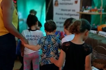 Foto - Projeto Arco-Íris destaca diversidade cultural em exposição aberta à comunidade