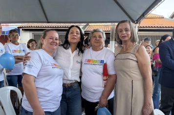 Foto - Primeira-dama do Estado visita Taiúva e destaca programa de qualificação profissional