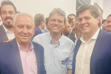 Prefeito Mauro Vicente Bersi participa de encontro com o governador em São Paulo