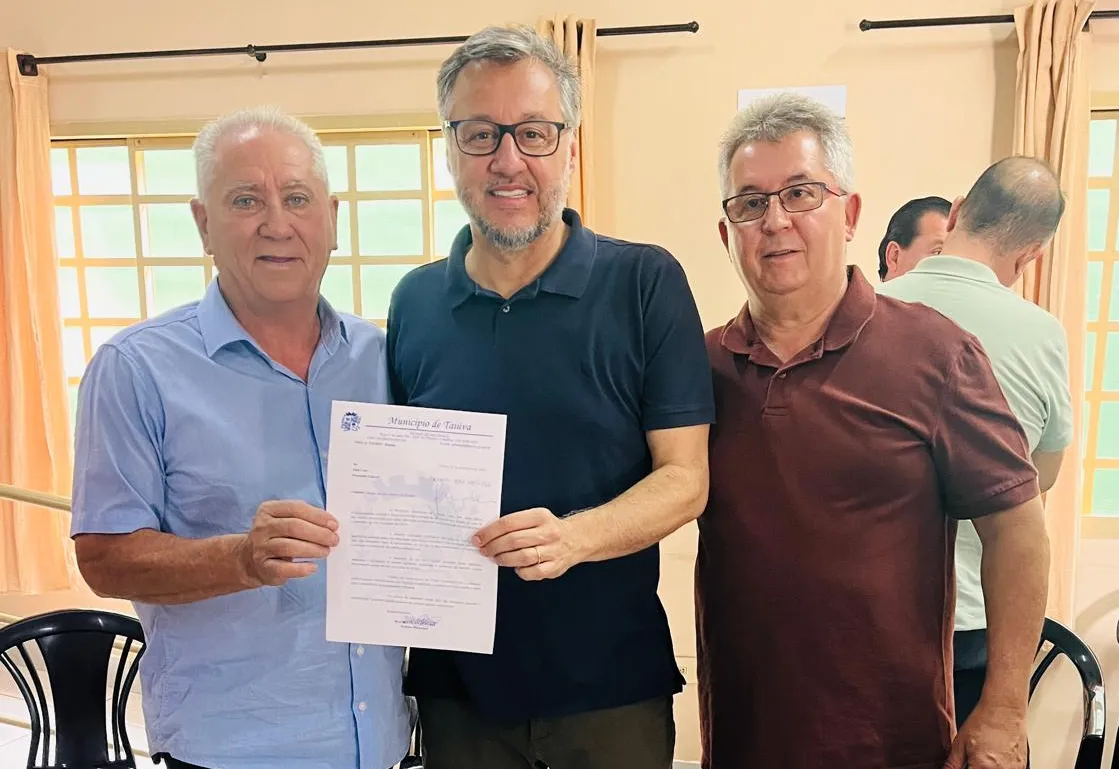 Prefeito Mauro Bersi e secretário Chico Berci se reúnem com deputado João Cury em Taquaral