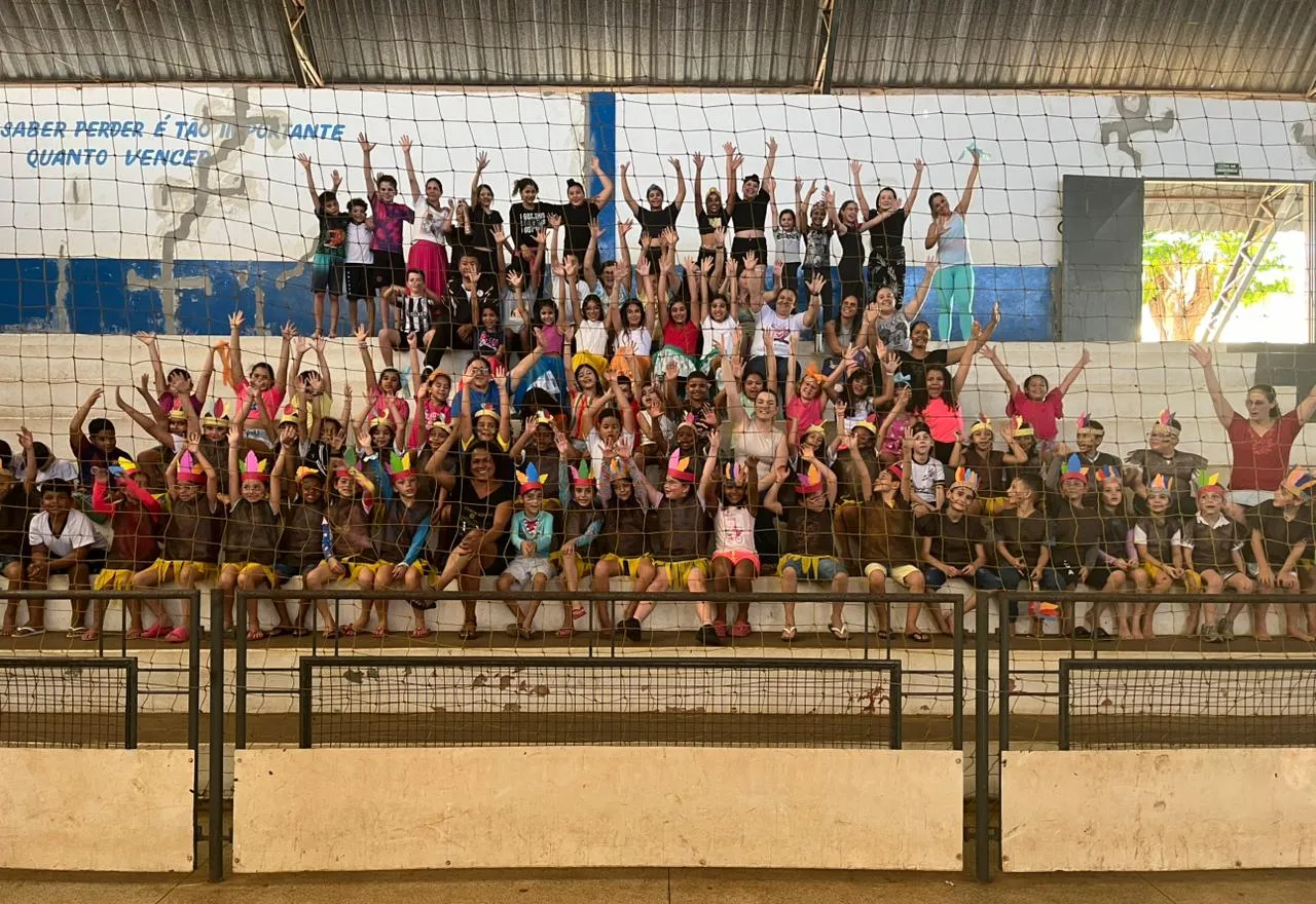 Projeto Arco-Íris promove trabalho “Cores da Nossa Cultura” em Taiúva