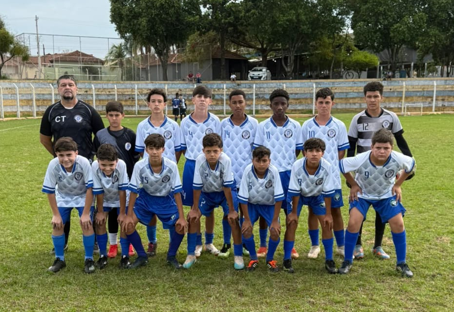 Taiúva brilha na Copa Aper de Futebol de Base!